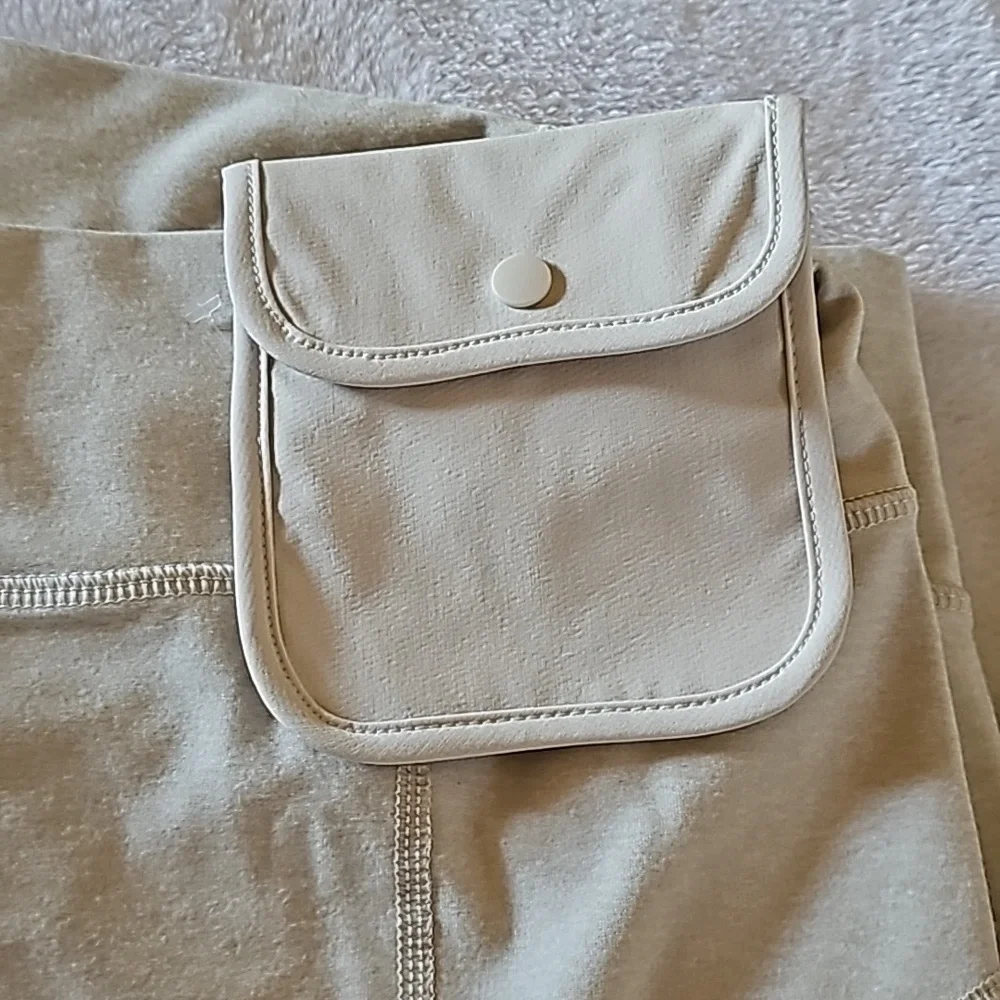 Old Navy Leggings (Plus Size) - Picture 2 of 9